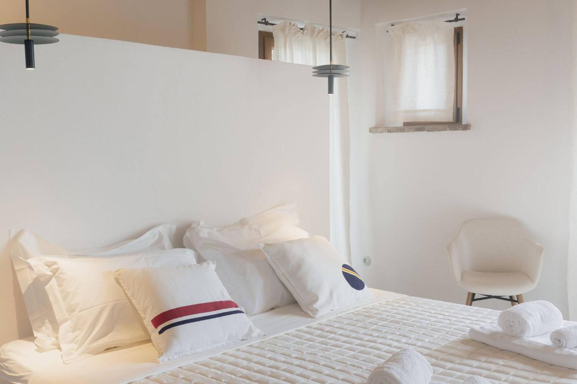 Borgo Calbianco - Private House With Pool & Airco Vila Cerreto Castello Exterior foto